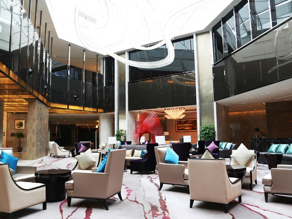 Ramada Plaza Liuzhou Liudong Hotel Exterior photo