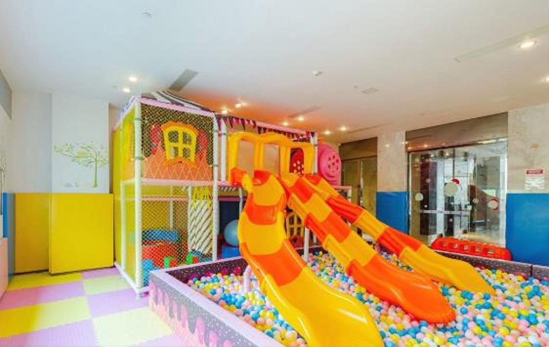 Ramada Plaza Liuzhou Liudong Hotel Exterior photo